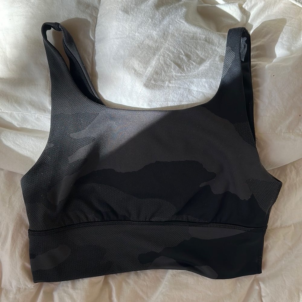 Offline by Aerie Sports Bra Size Small